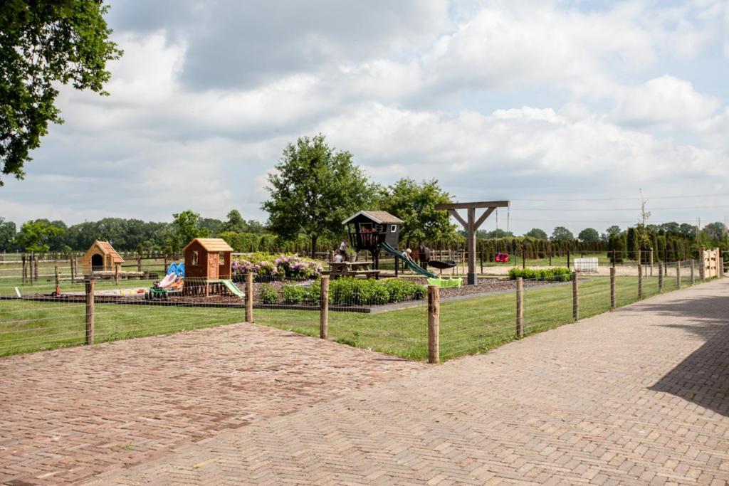 De Wijnlodge Kootwijkerbroek Buitenkant foto